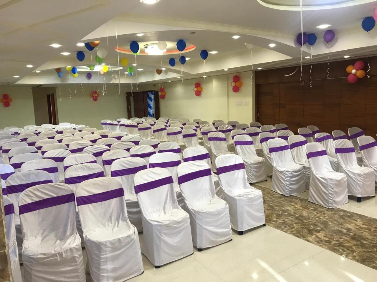 Park Hotel And Resort Kaglipur Экстерьер фото