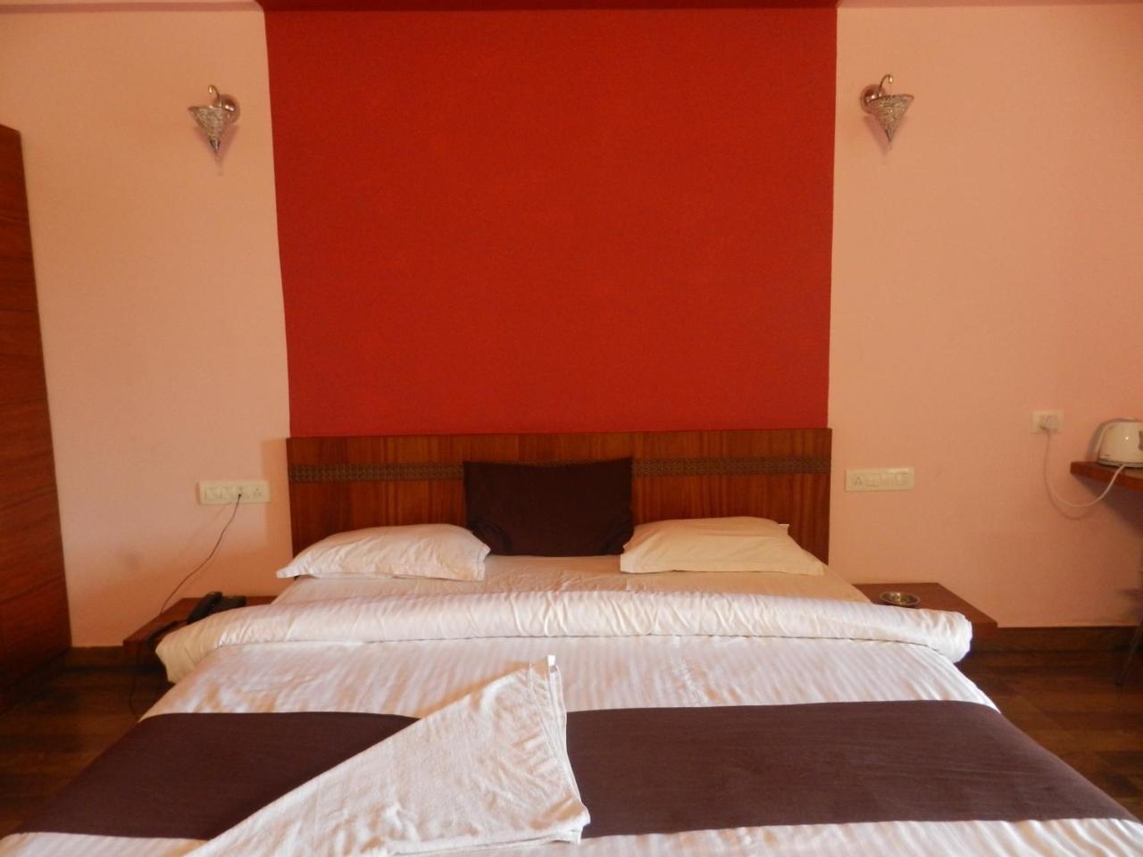 Park Hotel And Resort Kaglipur Экстерьер фото